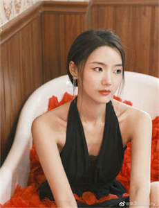 在公交上跳d突然开了-色戒电影下载